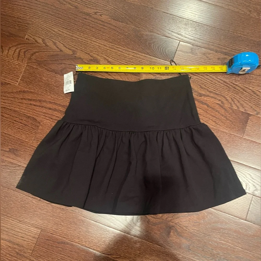 Collective Concepts High Waist Pleated black Skirt women Size Large NEW